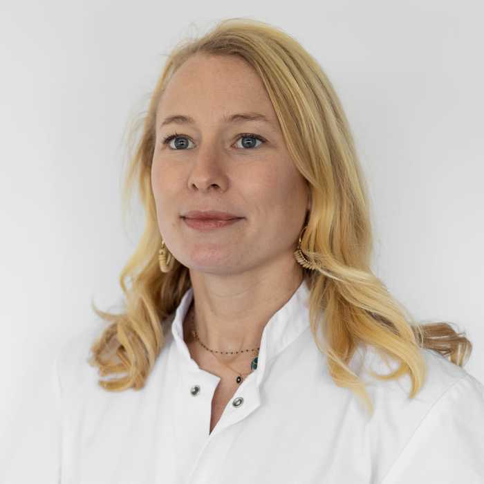 Dr Cécile Bardy