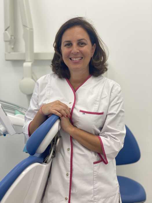 Dr Delphine BENKALIFA NIDAM