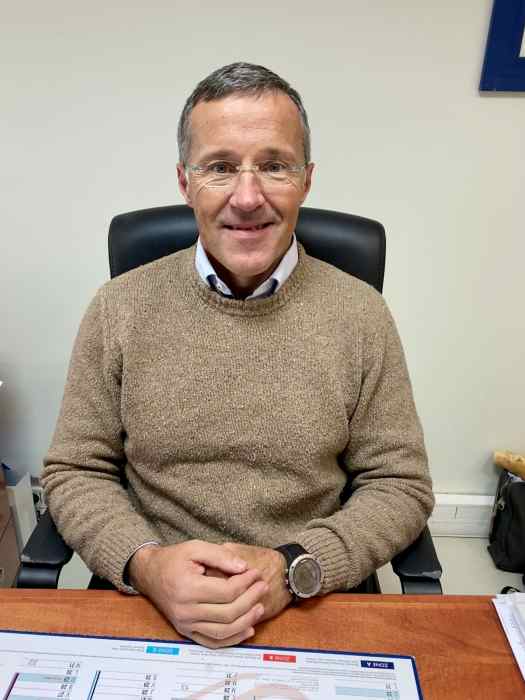 Dr VINCENT NAVARRE