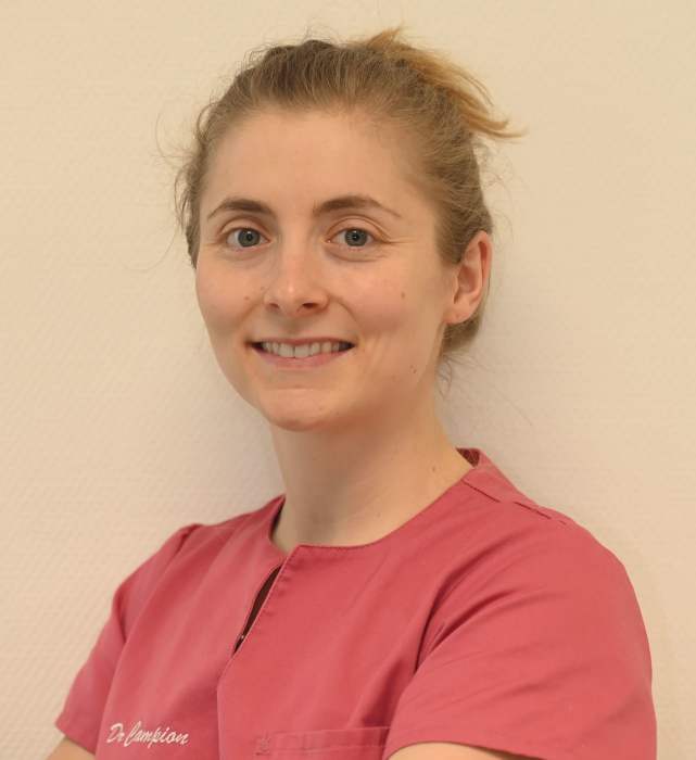 Dr HELENE CAMPION