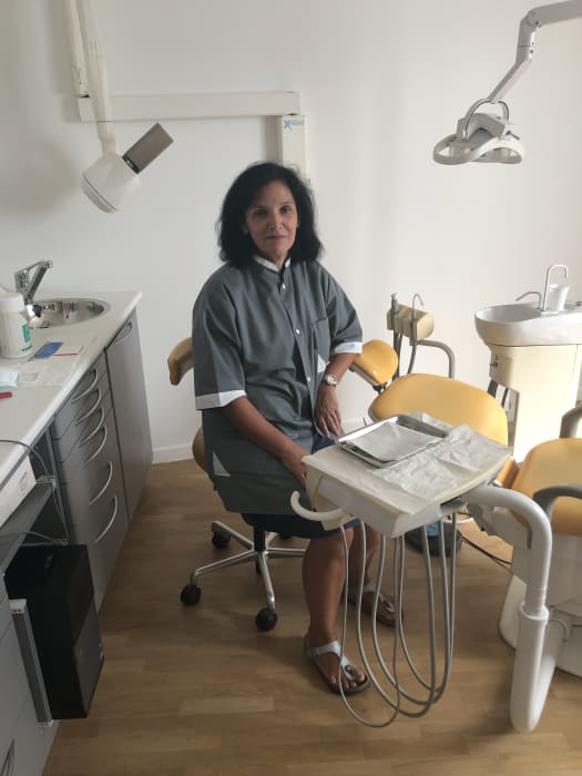 Dr Annick Sadoun