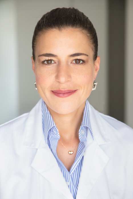 Dr Lucille ADJADJ