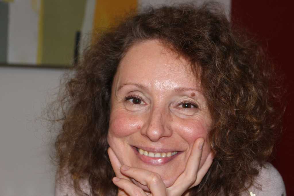 Dr SANZIANA CORHUT