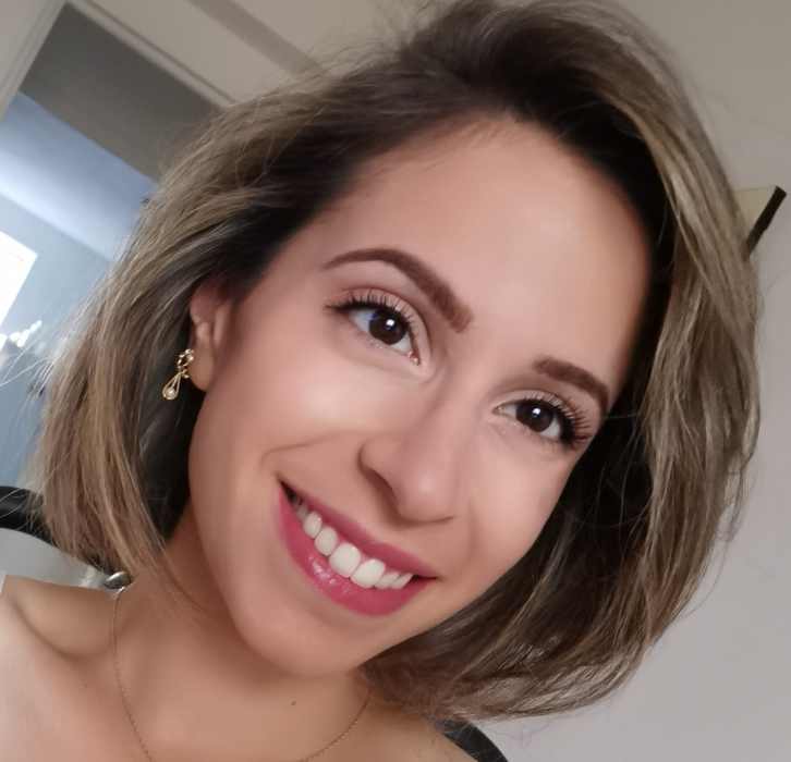 LOUNA TAHA