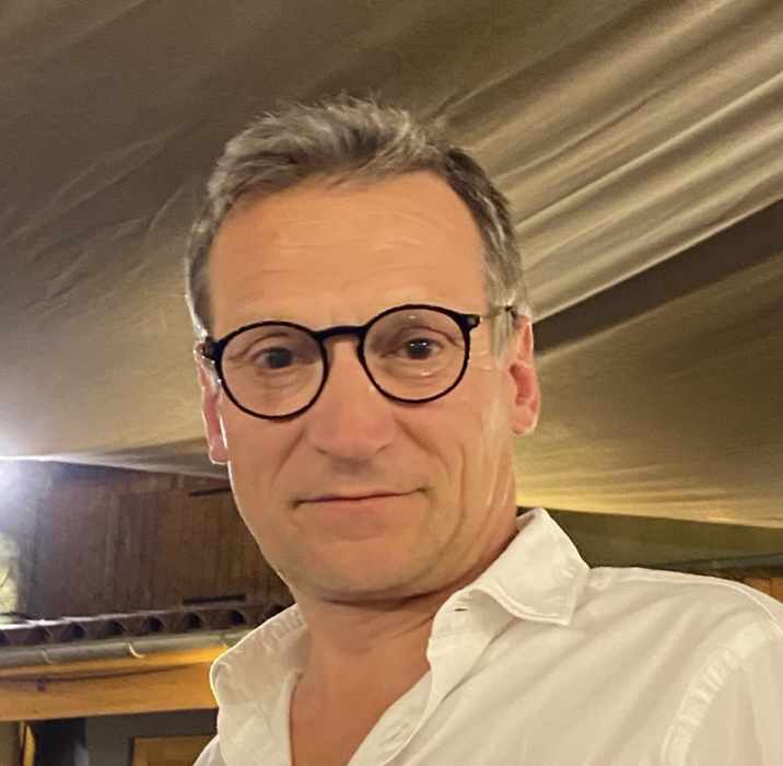 Dr Philippe Mostras