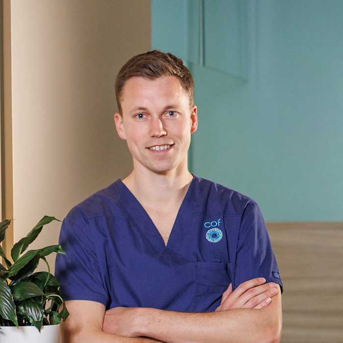 Dr Aristide Coisne, Ophtalmologue à Lens