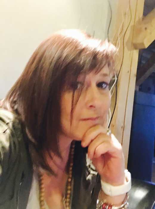 Céline GORREGUES HENZ