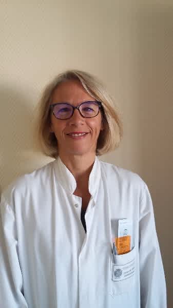 Dr Mounia PERON