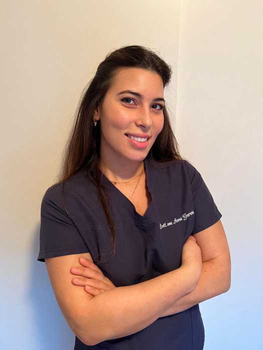Dr ANNA GARZIA