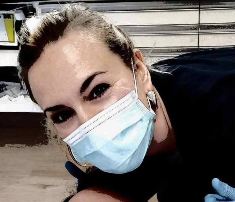 Dr Clio Salles