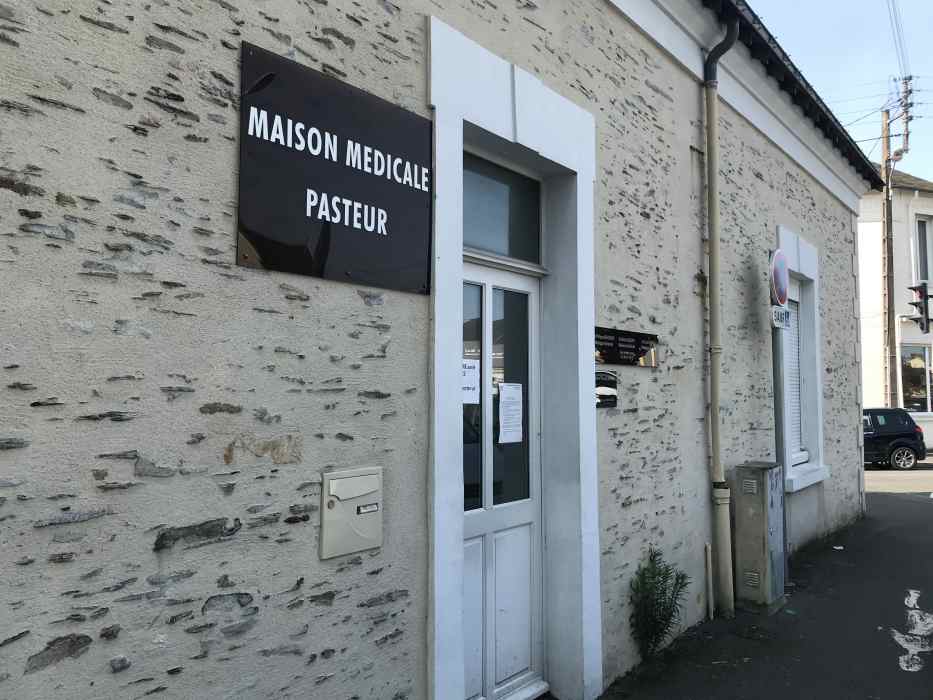 Dr LOUIS RACHOU