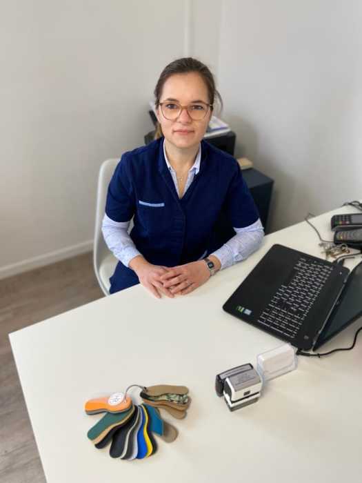 LAETITIA BOUCHAIN LAGARDE