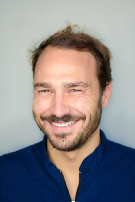 Dr Maxime HOLLENDER