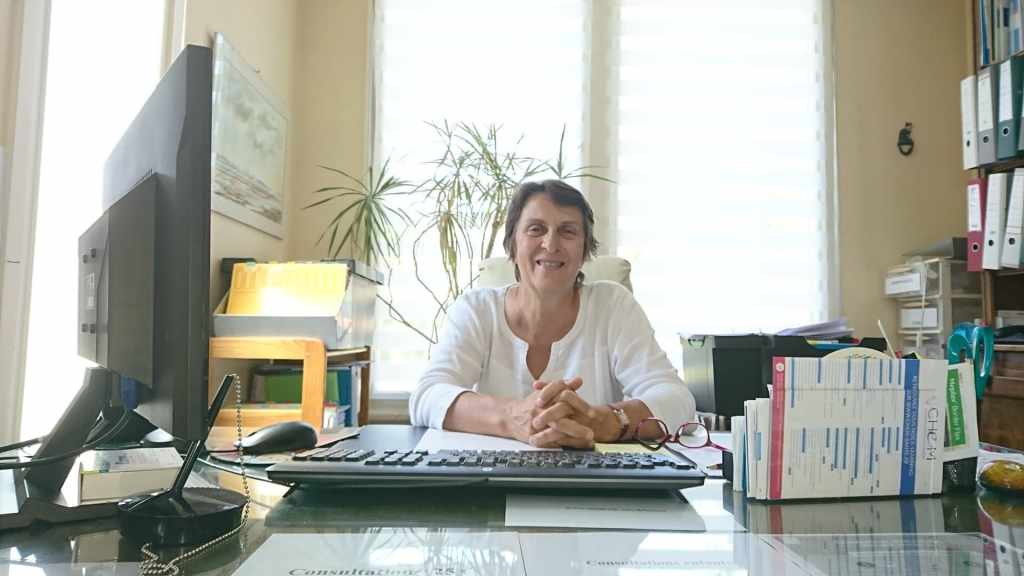 Dr Michèle HOYEZ