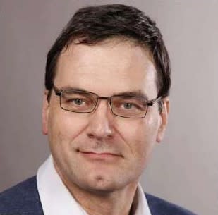 Dr Carsten SZOSTAK