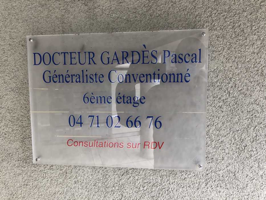 Dr PASCAL GARDES