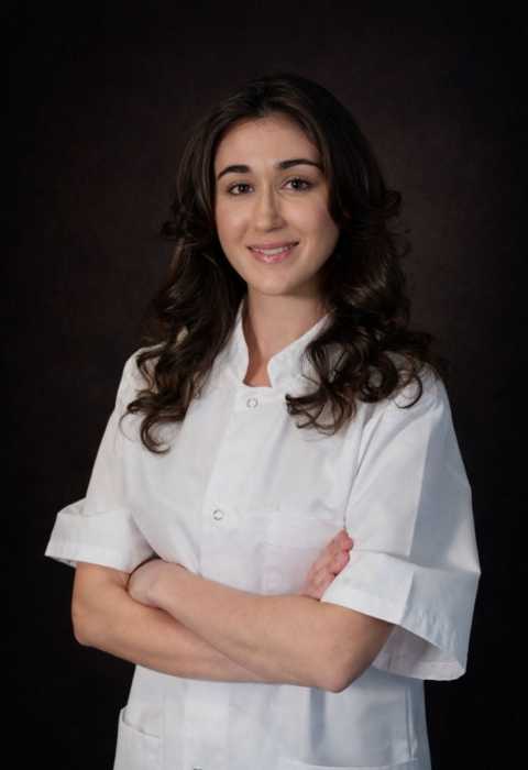 Héléna Postadjian, Pédicure podologue à Monaco