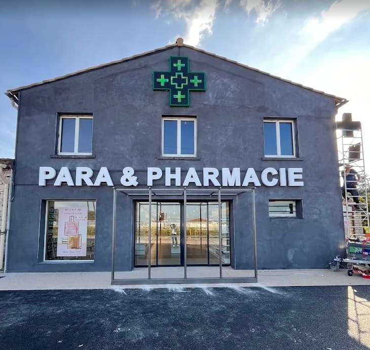 Pharmacie Grand Village 