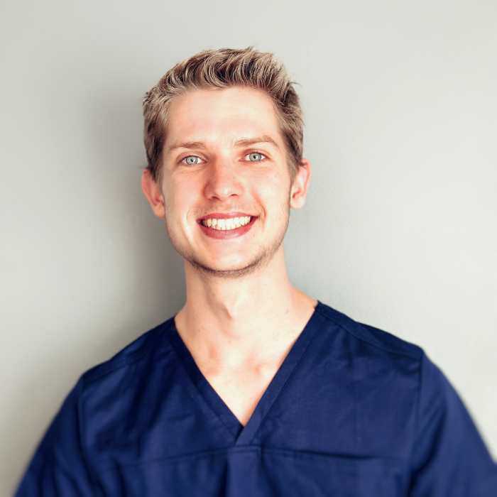 Dr GUILLAUME AIMOND