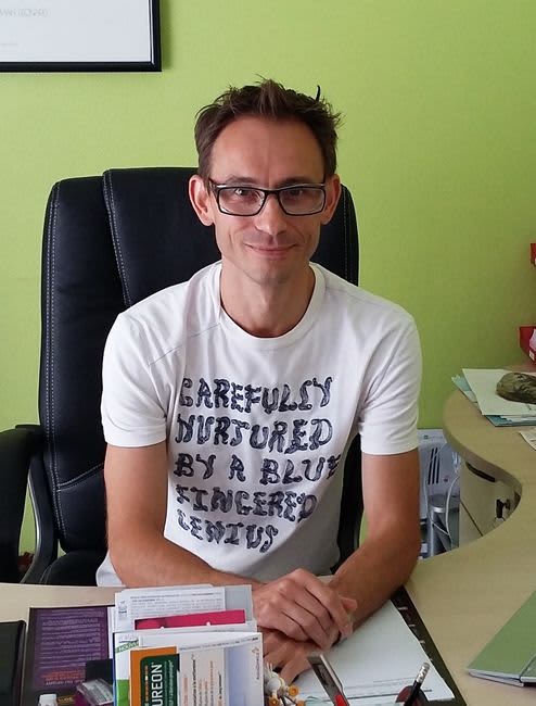 Dr David Wyts