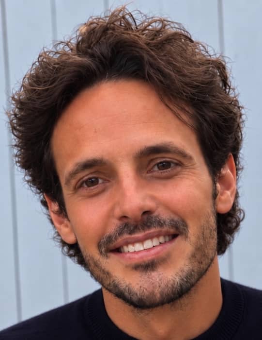 Dr Julien Dessertenne, Chirurgien dentiste à Sillery