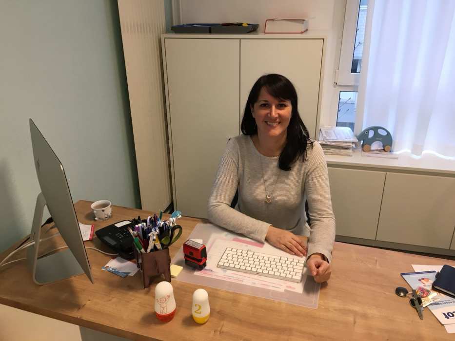 Dr Caroline Henny Demael