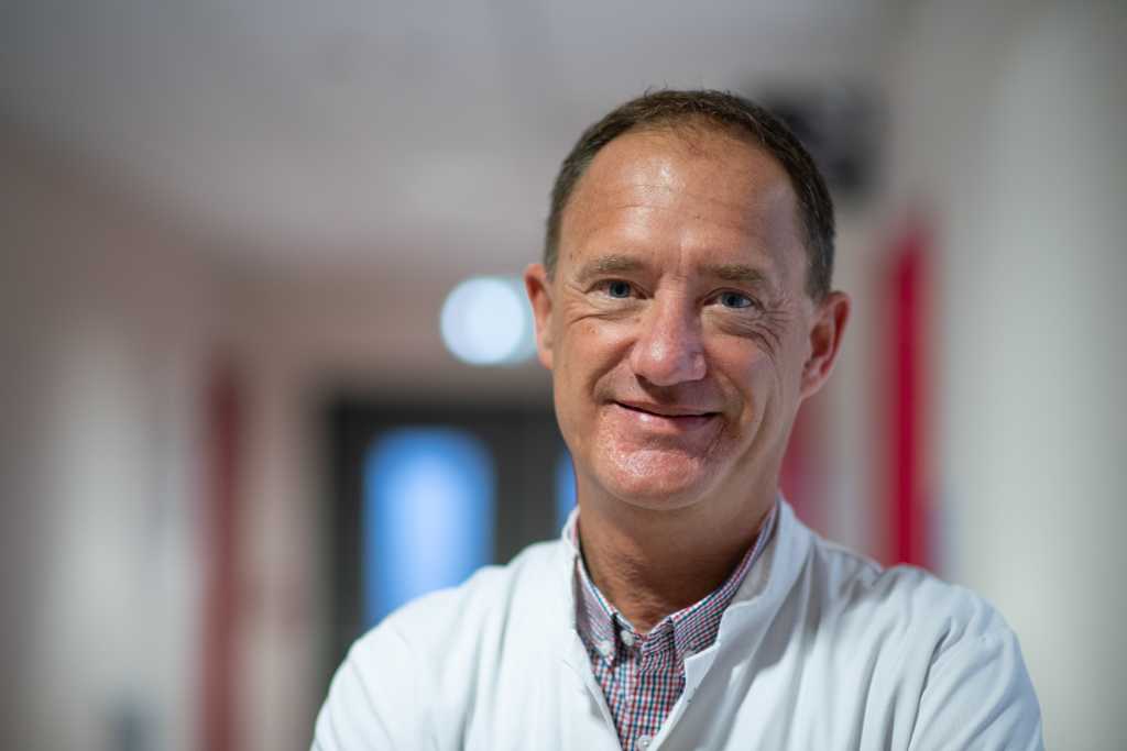 Dr Dominique Larroude, Chirurgien à Pau