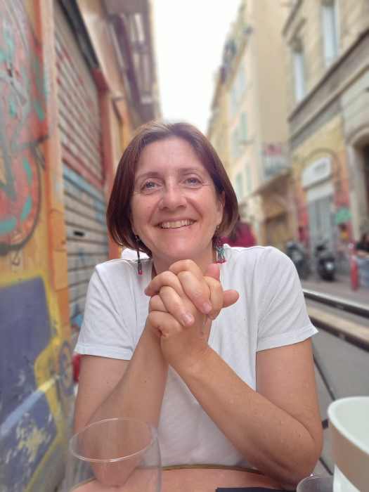 Dr ANNE Duvocelle