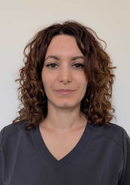 Dr Olatz Perez Rodriguez, Chirurgien dentiste à Cluny