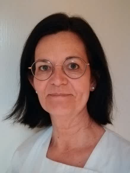 GUYLAINE MAZUR