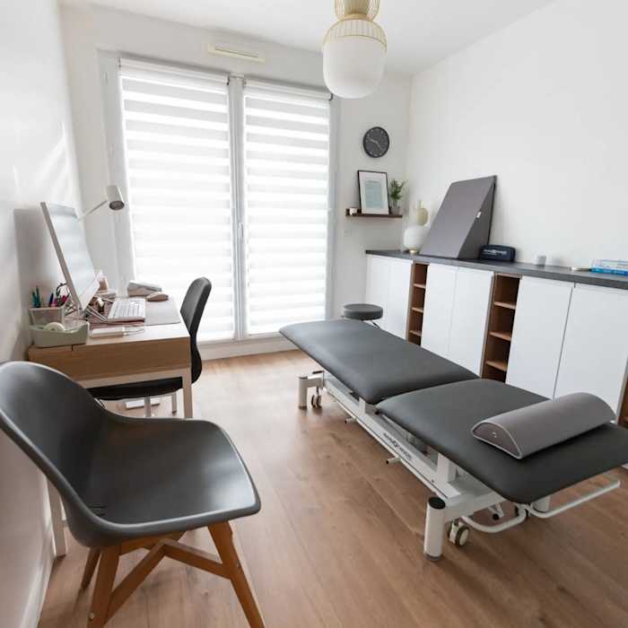 Dr Maryem Bialachne, Masseur kinésithérapeute à Fontenay-Le-Fleury