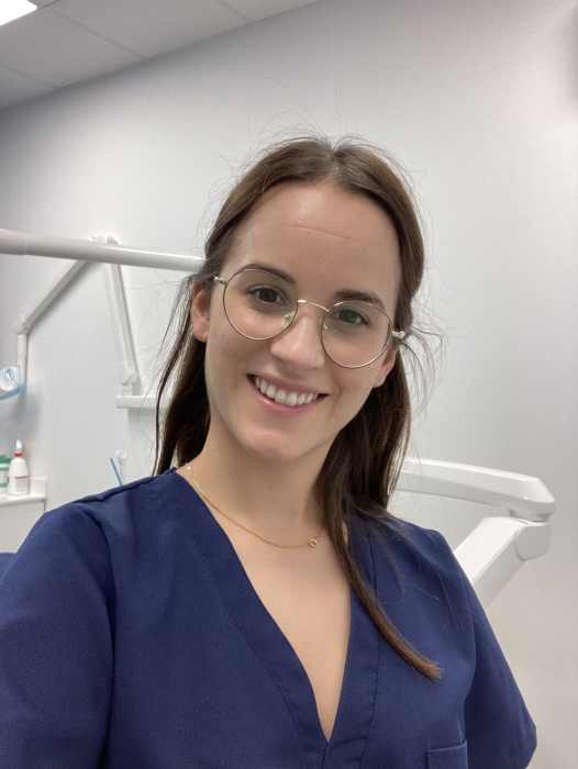 Dr Vânia Pereira