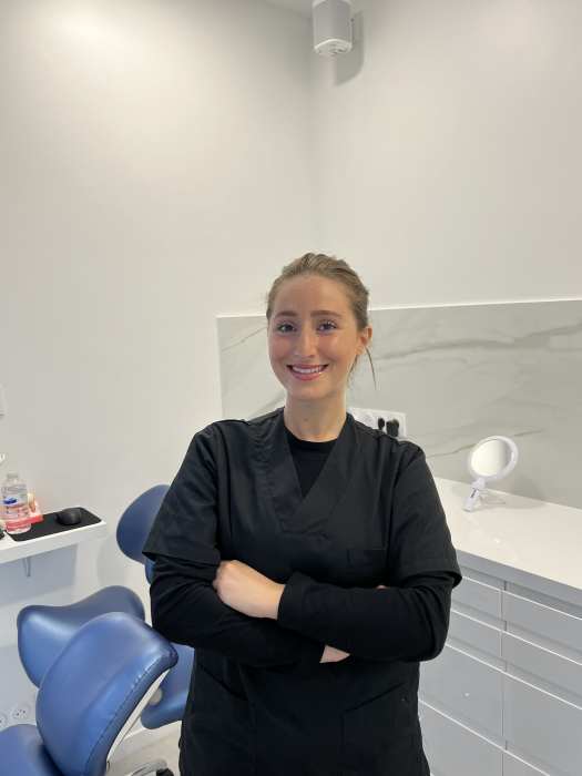 Dr Anna-Sarah LEVY