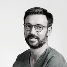 Dr Sébastien Raux, Chirurgien infantile à Arnas