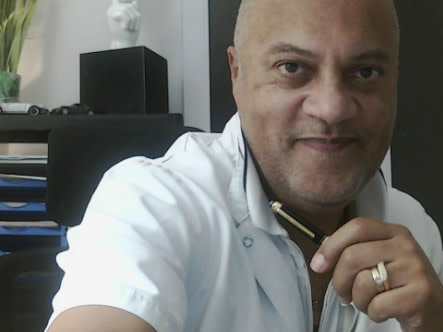 Dr Dominique Ford