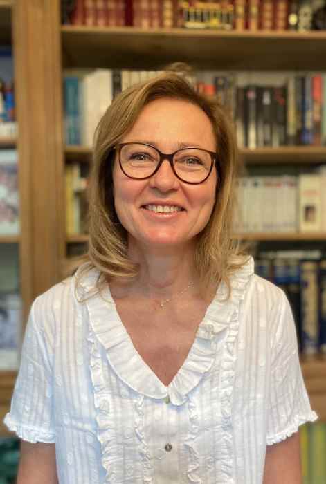 Dr CATHERINE BODART