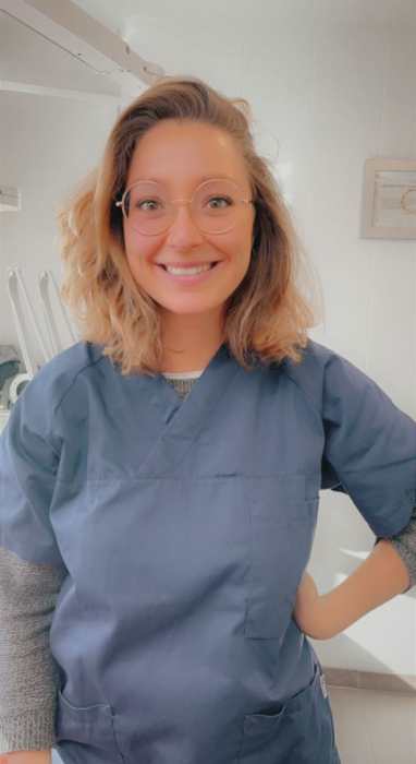 Dr ESTHER THIEBAUT