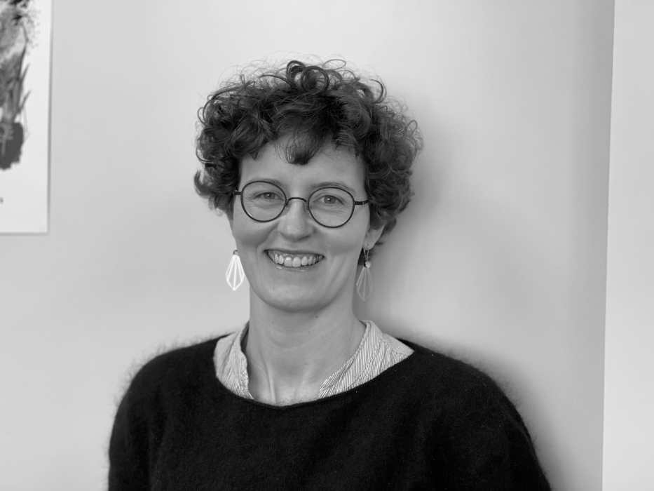Dr Helene Marrec