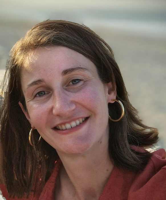 Dr Anabel Pelorce
