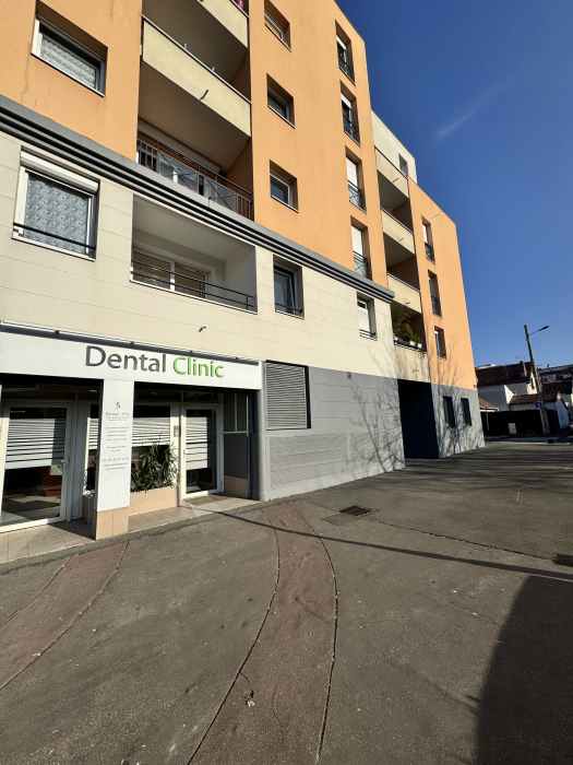 Dr Eve Adda, Chirurgien dentiste à Bondy