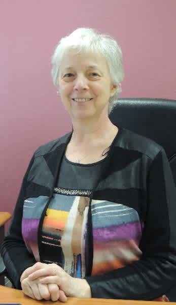 Dr Patricia FAUQUIER