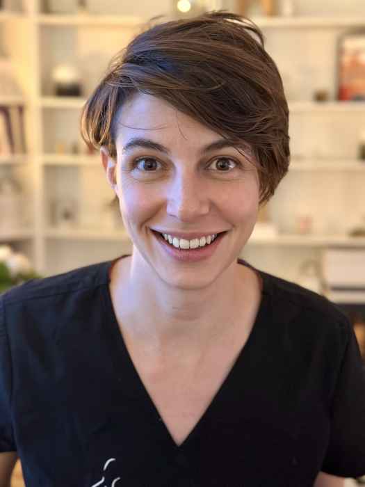 Hélène SALMON