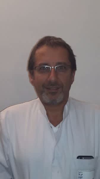 Dr Charlie Affriat, Gastro entérologue et hépatologue à Marseille