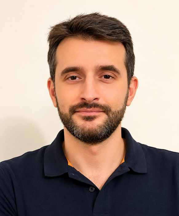 Dr Paul Plavosin