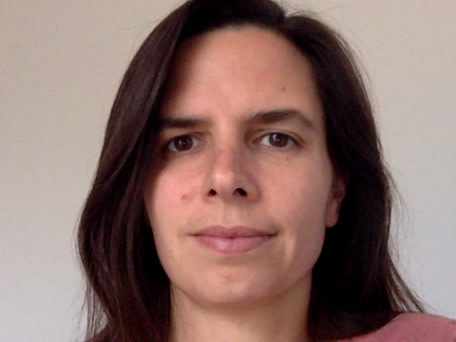 Dr Laure Sales