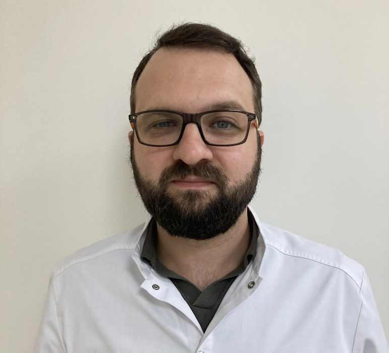 Dr Serban TUDOR