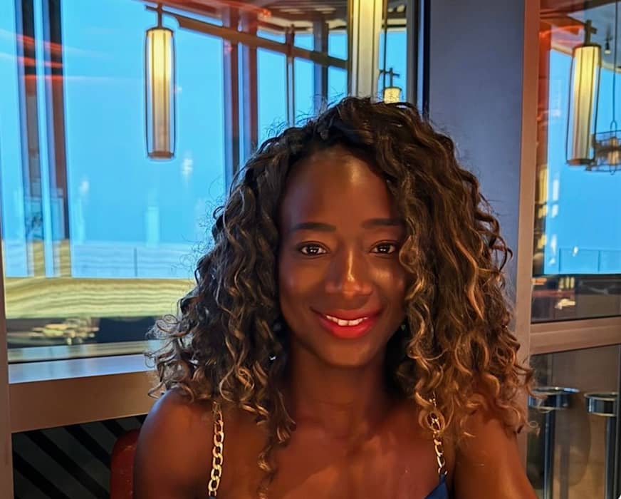 Dr Danielle Mbappe Njanjo, Infirmier à Fontenay-Le-Fleury