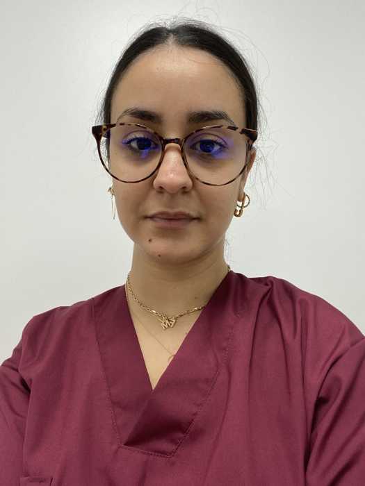 Dr MARINA MEREU