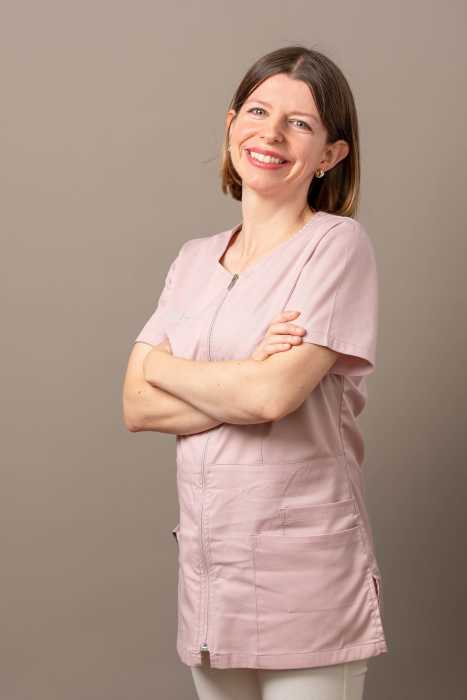 Dr Julie Meyer