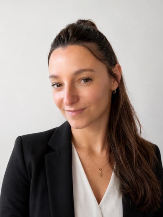 Dr Célia Frechin, Infirmier à Étampes